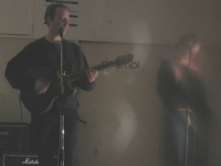 Hugh Featherstone and Kimbastian concert in the Rue Bunte studio, Berlin